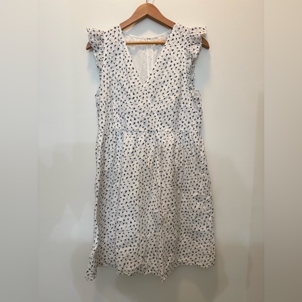 Ann Taylor Loft Floral Dress in White - Size 6.